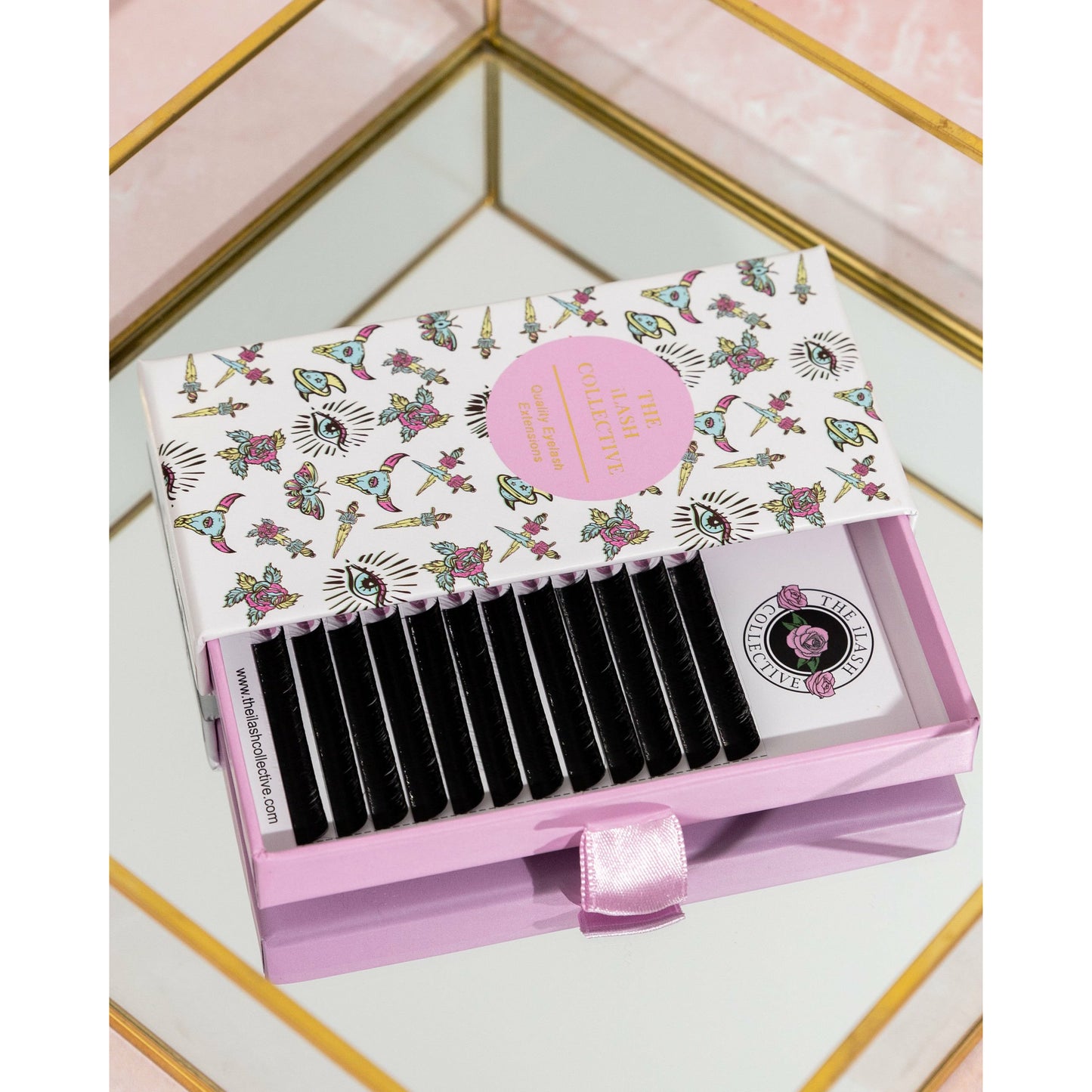 Russian Volume Eyelash Extensions 0.07 D Curl