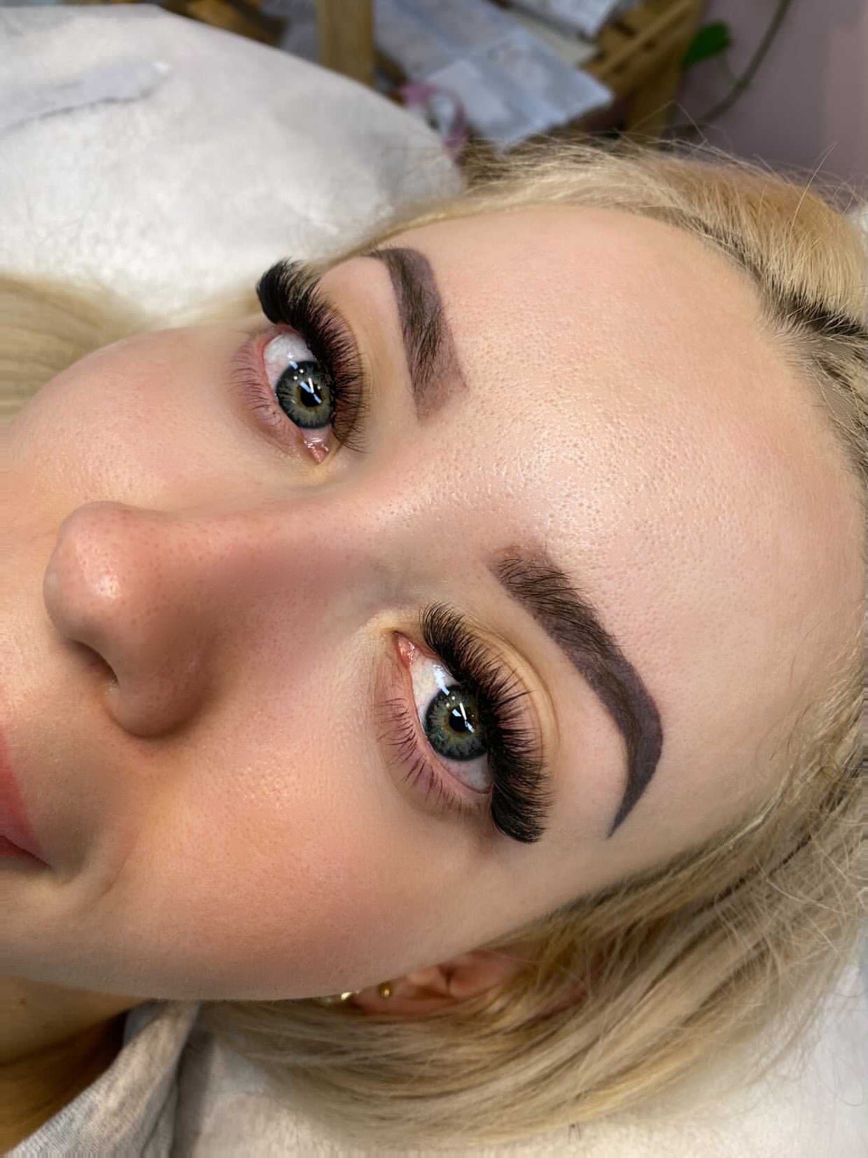Mega Volume 0.05 Eyelash Extensions C Curl