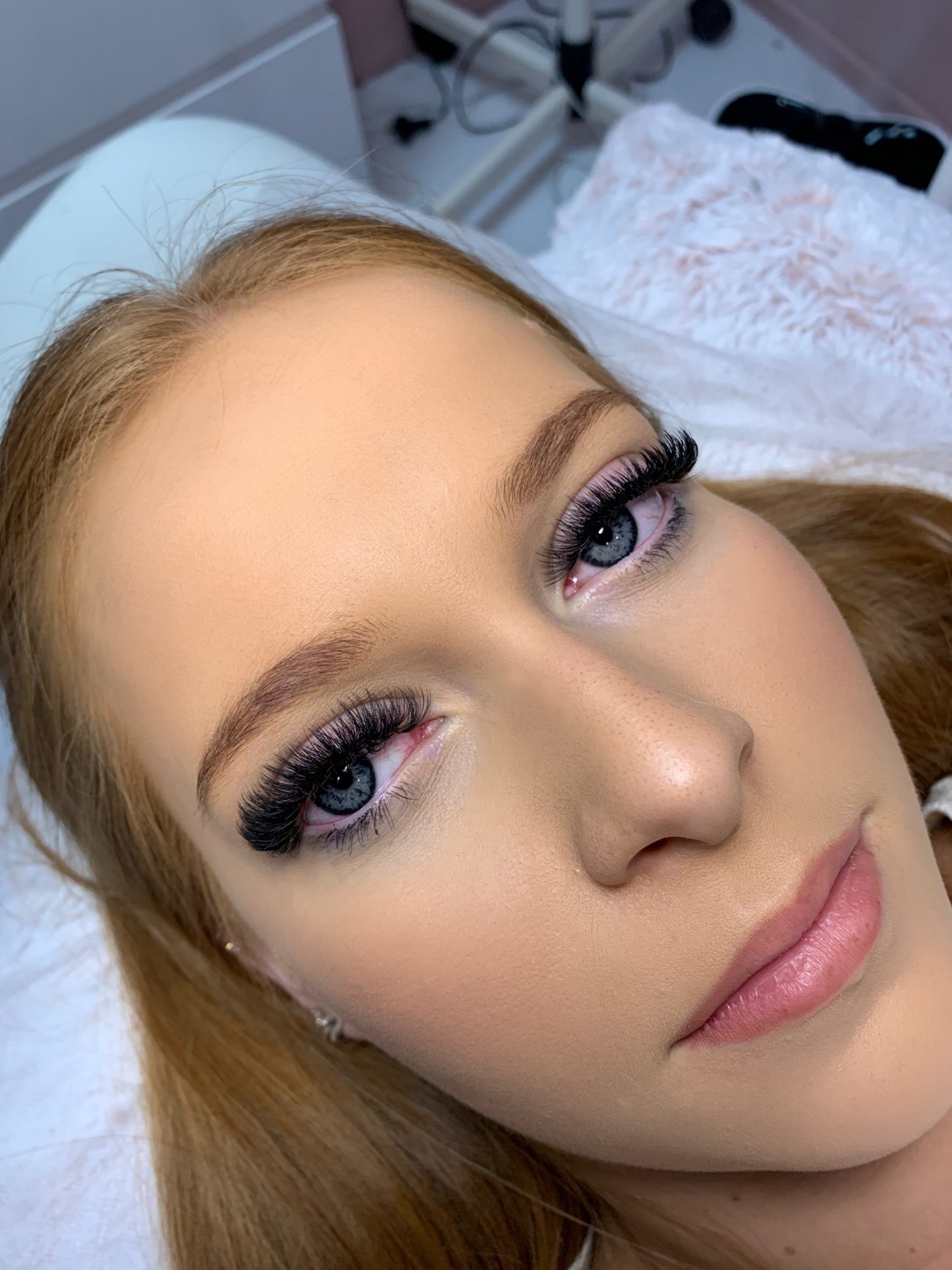 Mega Volume 0.05 Eyelash Extensions C Curl