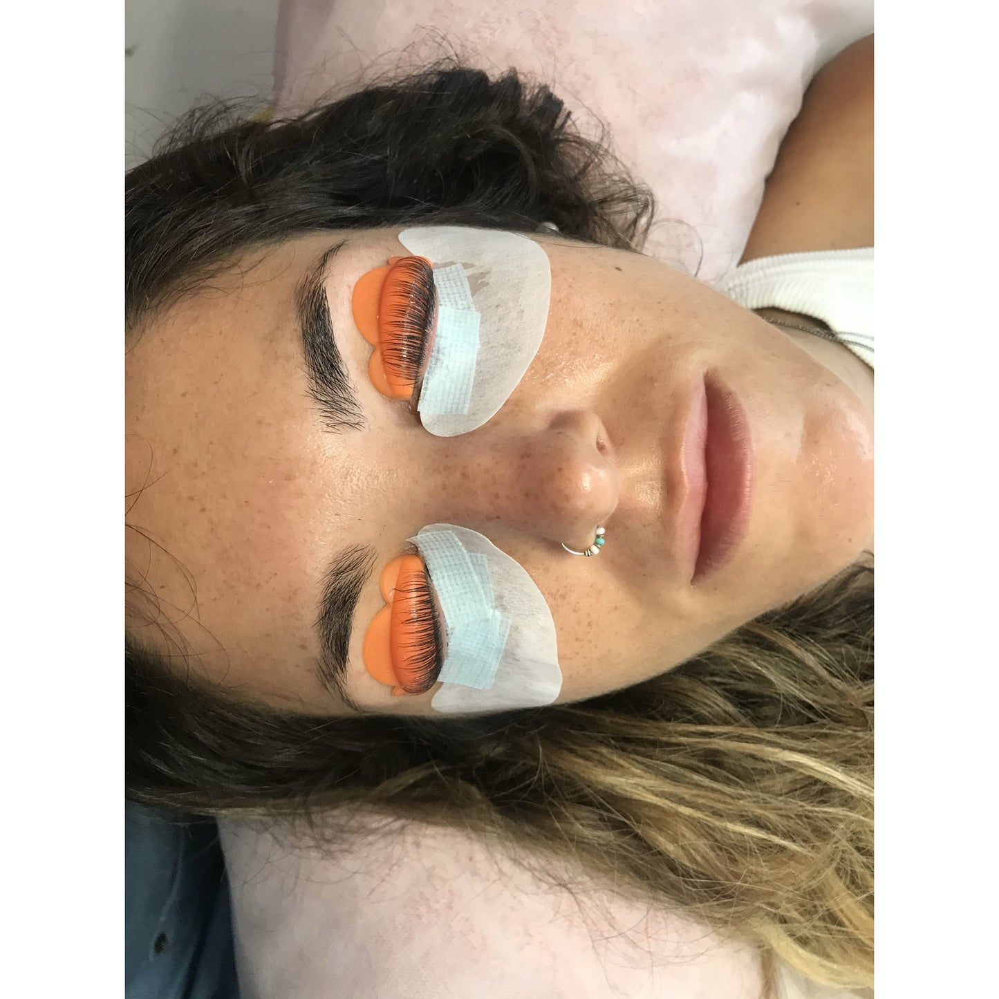 Glue: Lash Lift or Brow Lamination